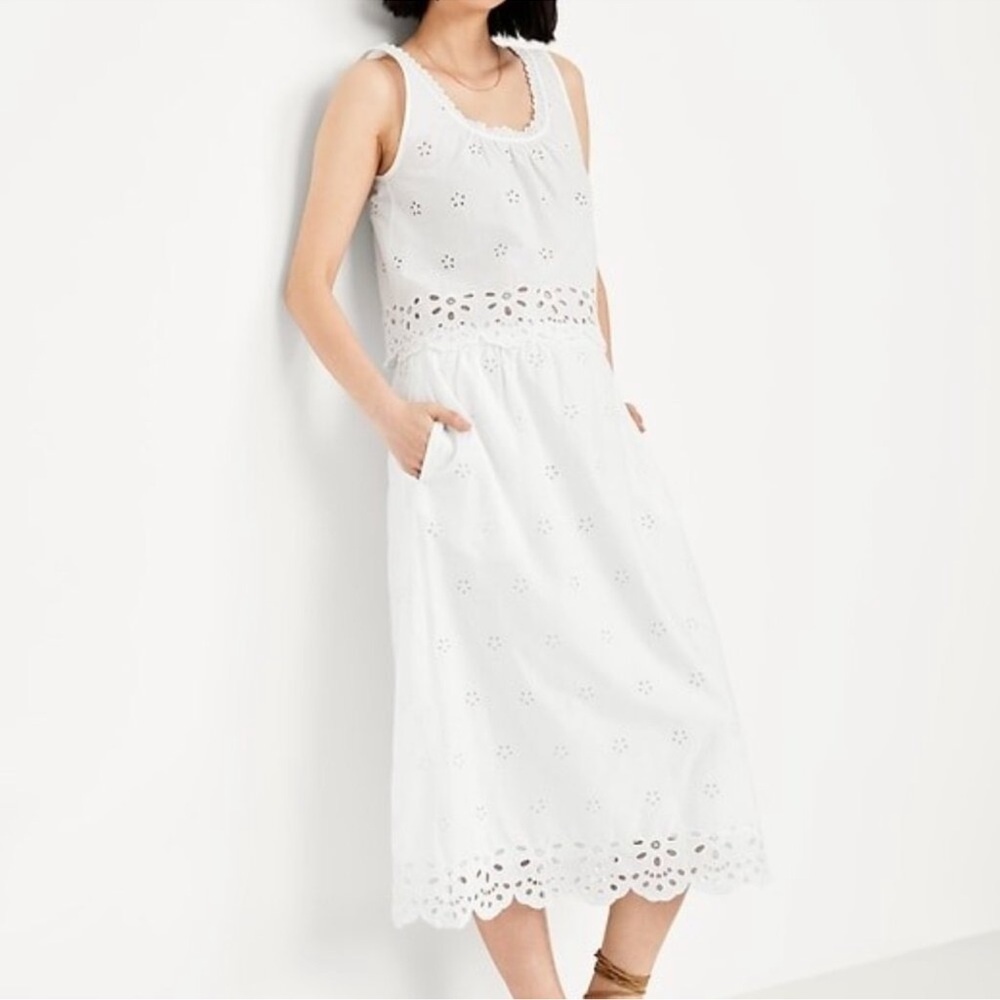 NWT! Old Navy White Eyelet Lace Embroidered Midi Skirt 